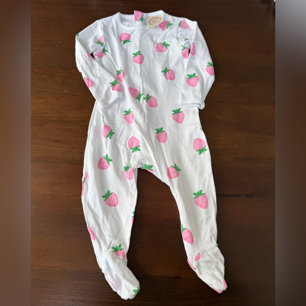 The Beaufort Bonnet Company White Leggings with Pink and Green Strawberry Print